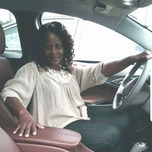 Meet your Posher, Katina